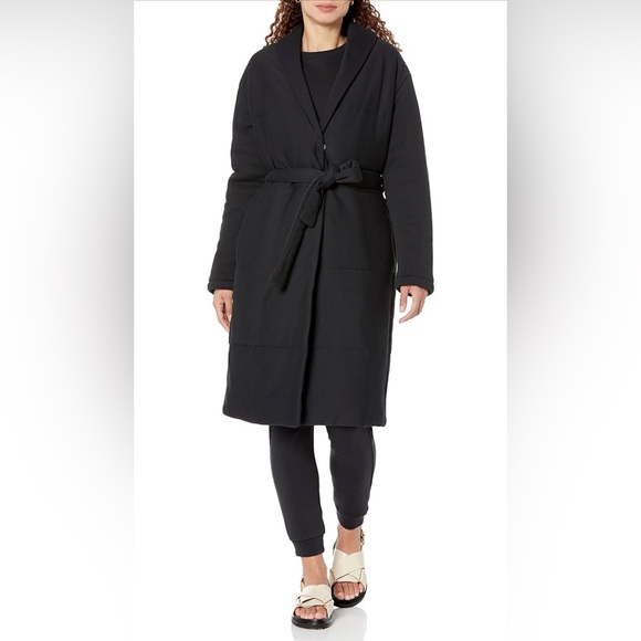 NWT Amazon Essentials Women's Relaxed-Fit Cotton Padded Black Home Coat - Picture 6 of 9